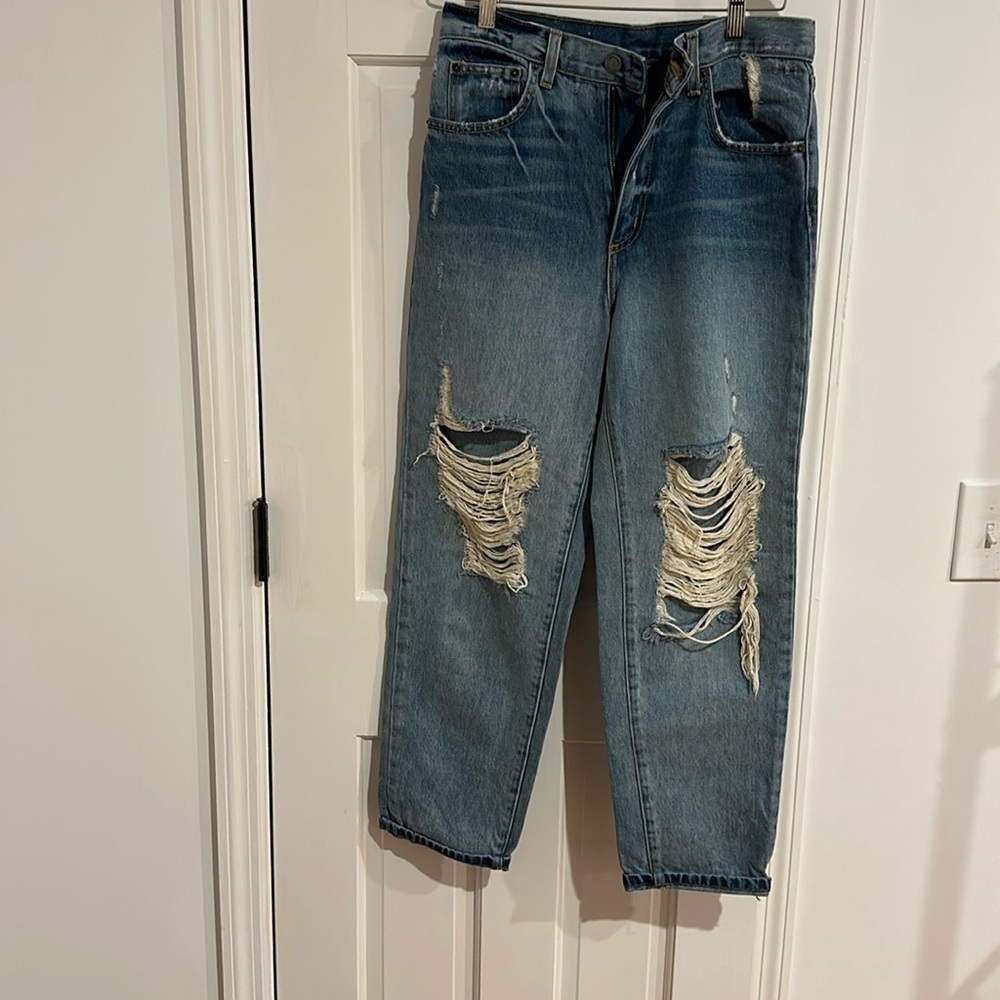 Lightly used carmar ripped jeans size 26